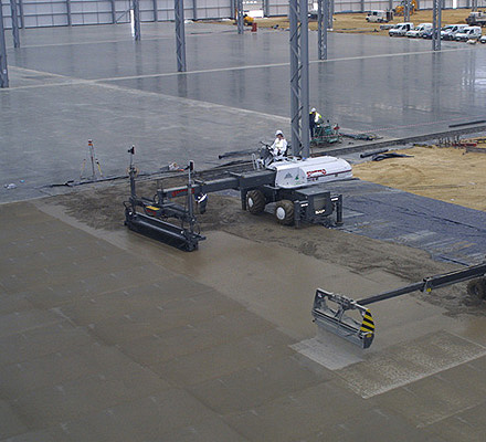 激光整平機、超平地坪